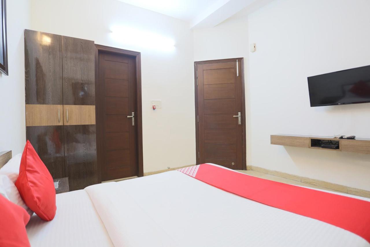 Oyo 60966 Balaji Upvan Hotel Kasandra Room photo